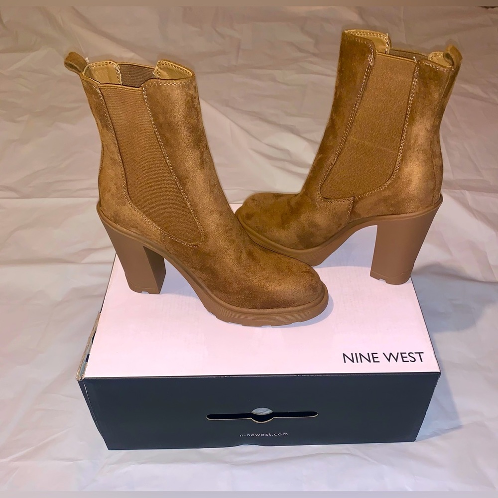 New In Box Nine West Ream Women's High Heel Chelsea Boots Sizes 7, 10 Brown